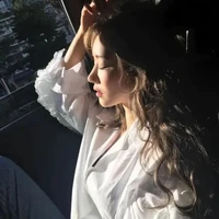 ลิซ่า(นางเอก)