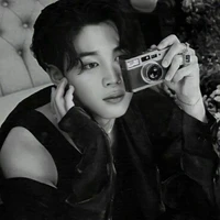 Ji-min (22 años)