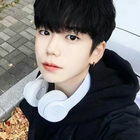 ต้น(เพื่อนนายเอก)