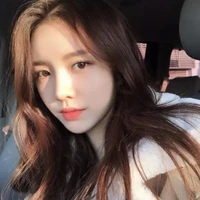 NAERA CINIC (Teman Kecil Riana)