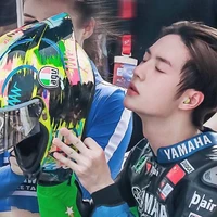 หวังอี้ป๋อ🏍️🏁