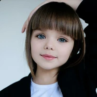 Ariella Reyline