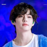 Erien Smith (Tae/V)