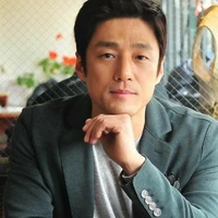 Mr Kim