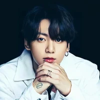 Alvarro
[ Jjk > 7 ]