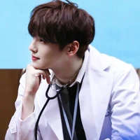 Dr. Zuna
cha eun woo