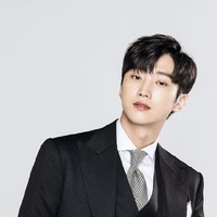 โดจุนฮยอก(พระเอก)