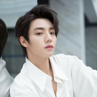 ใหม่