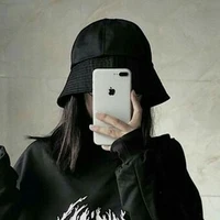 authora