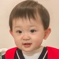 Ray/anak dari Wulan dan Riski