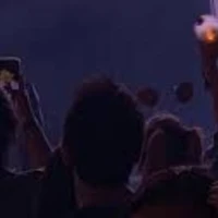 one of the people in Crowd