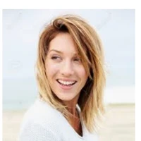 Mrs Richard mother of female lead