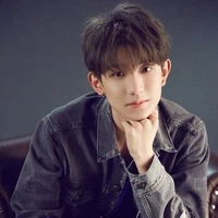 เก้า•เพื่อนนิ้ง•