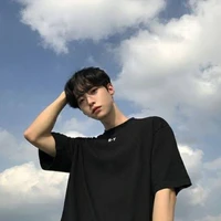 คิมสุดหล่อ