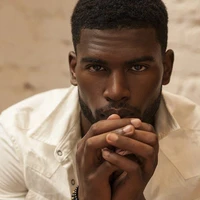 Mallik(amigo de Arthur)