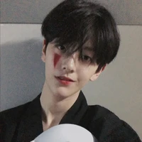 ไอดิว/พระเอก