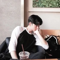 อชิ/เพื่อน​พรเอก