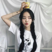 𝑨𝒖𝒕𝒉𝒐𝒓 👀