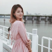 Bella (Mama Ara)