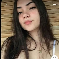 Isabela (amiga de bia e bre)