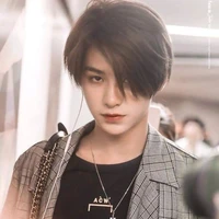 เเน็ก(เเฟนไออุ่น