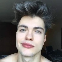 Brayan Jones (mejoro de Alessia)