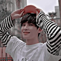 •Yuan Vernion Louis•