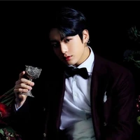 เหนือเมฆ