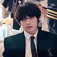 Taehyung(namorado de J-hope)