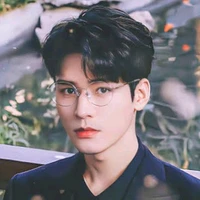 Uriel*hermano de Yang Yang*