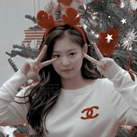 KIM JENNIE