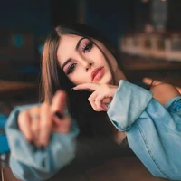 Pamela (mejor amiga/prima)