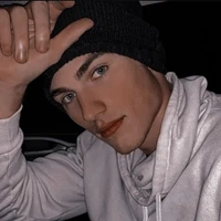 Logan Miller