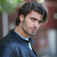 Douglas/mikaelson