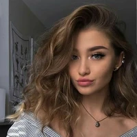 Daiana ( melhor amiga da Amber)