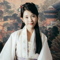 Kiara(IU)