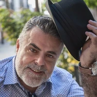RobertoFerreira (pai da Izabela