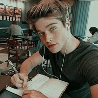 Davi Mccall (amigo de Gustavo)