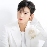 Eun Woo