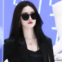 Asisten pelayan twins L