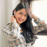 Reina Putri Rusty