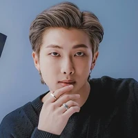 𝑲𝒊𝒎 𝑵𝒂𝒎𝒋𝒐𝒐𝒏(ml frnd)