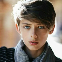 Elian (7 años)(hrn)