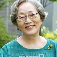 Imah (nenek syila)