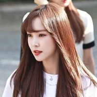 yuju ( istrinya Jungkook)