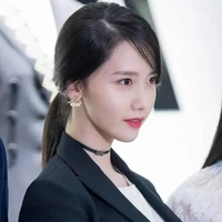 Ny. Alisya Smith ( Mommy)