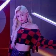 E:U