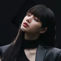 Amara lawrence(Qlarisa)