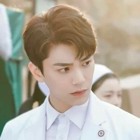 เฉินเจี่ยหลง(พอ.)