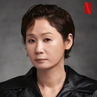 Elizabeth manoban (tante Lisa)